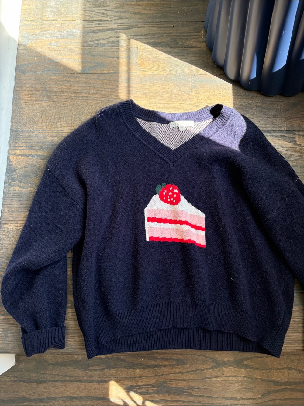 Flat White v neck strawberry cake sweater - Women’s Medium